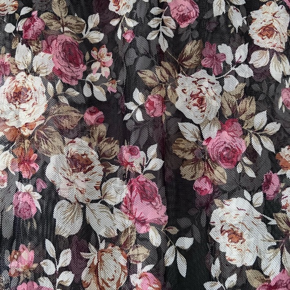 NWT Free Press Clothing floral mesh top with mock turtleneck. Size small - Picture 7 of 9